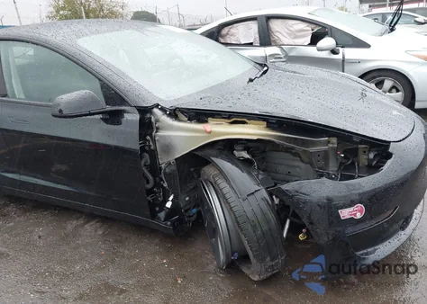 2021 Tesla Model 3 Standard Range Plus Rear-Wheel Drive from USA, damaged, VIN 5YJ3E1EA7MF939238